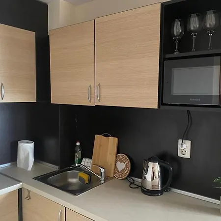 Апартамент Comfortable And Affordable Big *