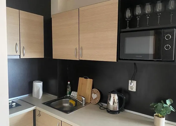 Апартаменты Comfortable And Affordable Big *